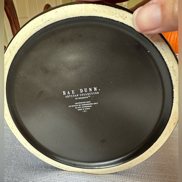 Rae Dunn Cookie Jar - Black 🍪🍪🍪 - Picture 8 of 8